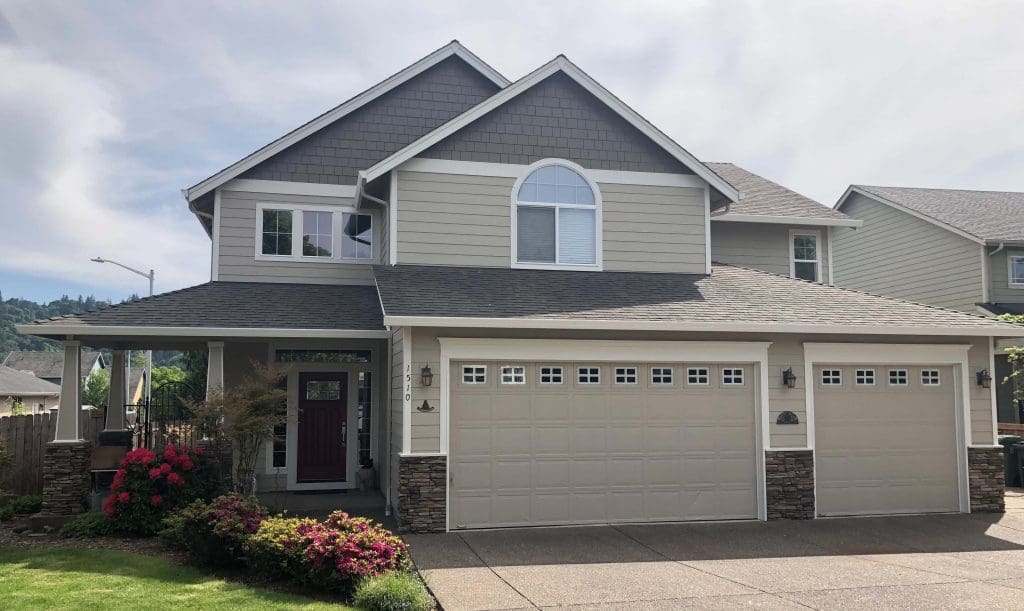 painters in Bend OR exterior house painting completed by West Rivers Painting